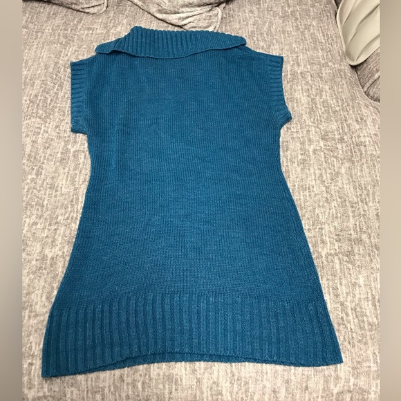 It’s Our Time - Blue sweater - Picture 3 of 3